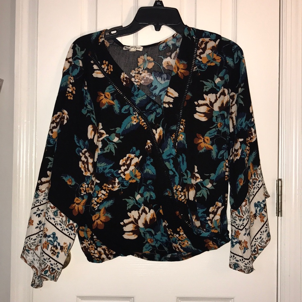 Floral twist blouse